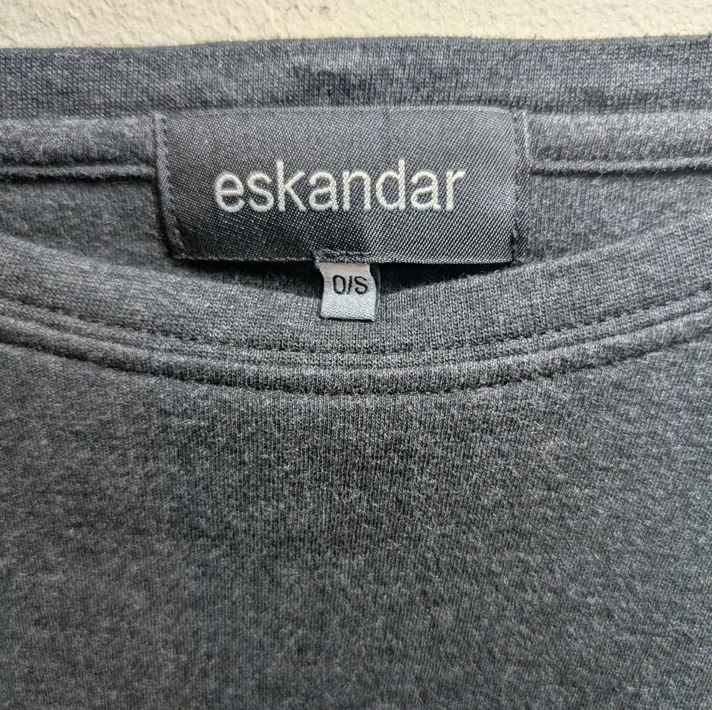 Eskandar Women's Grey Sweater O/S - Picture 3 of 6